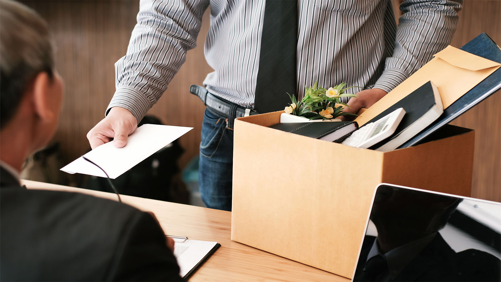 Signs its time to quit your job