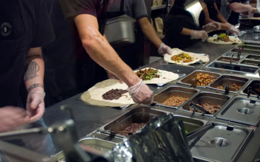 Fast-food franchises with gluten-free options