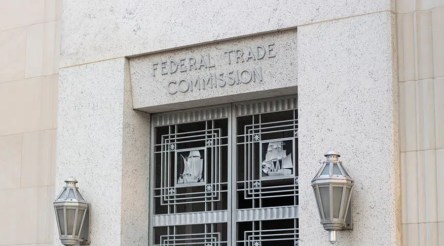 FTC Bans Noncompete Agreements