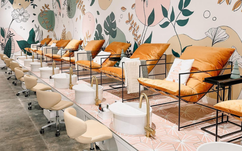 freecoat nails franchise business