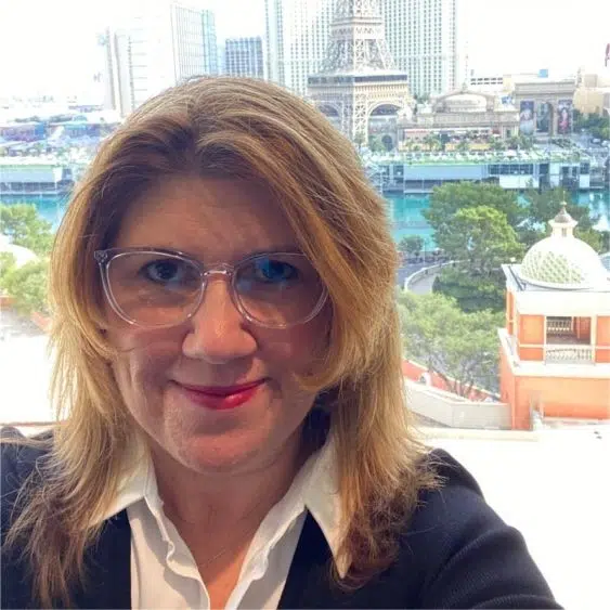 HireWire - franchise news - Dawn Eriksen-Foy, Robeks