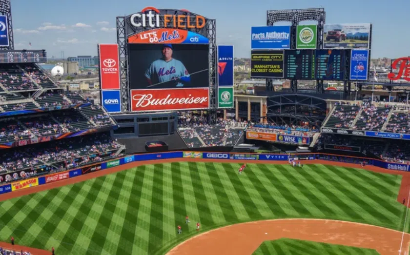Fast Food Franchises at Baseball Stadiums