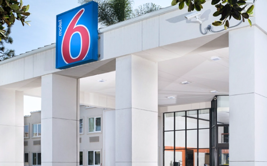Blackstone Sells Motel 6 to Indian Hotel Start-Up