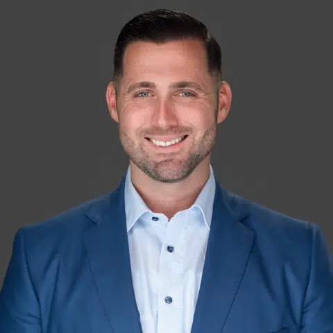 Anthony Perera, Ella Cafe franchise