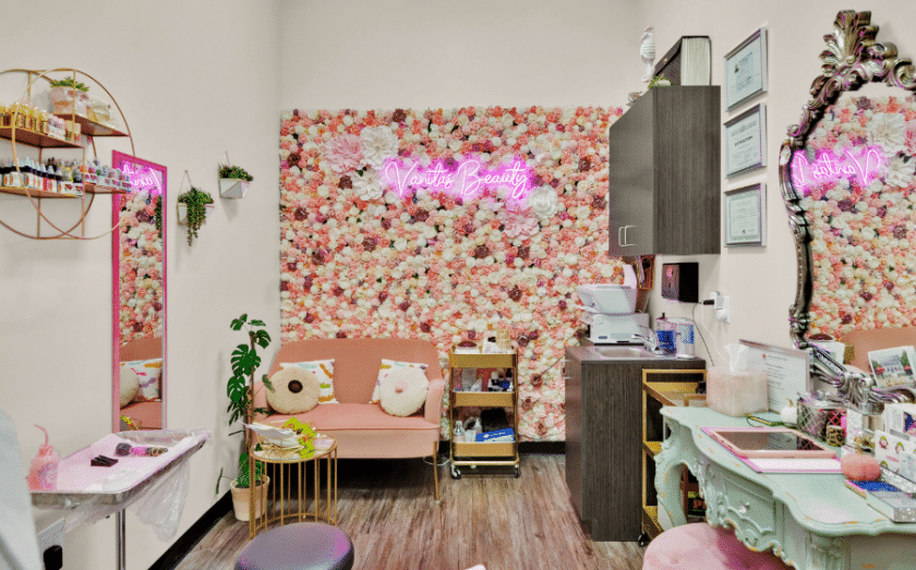 Phenix Salon Suites Franchise