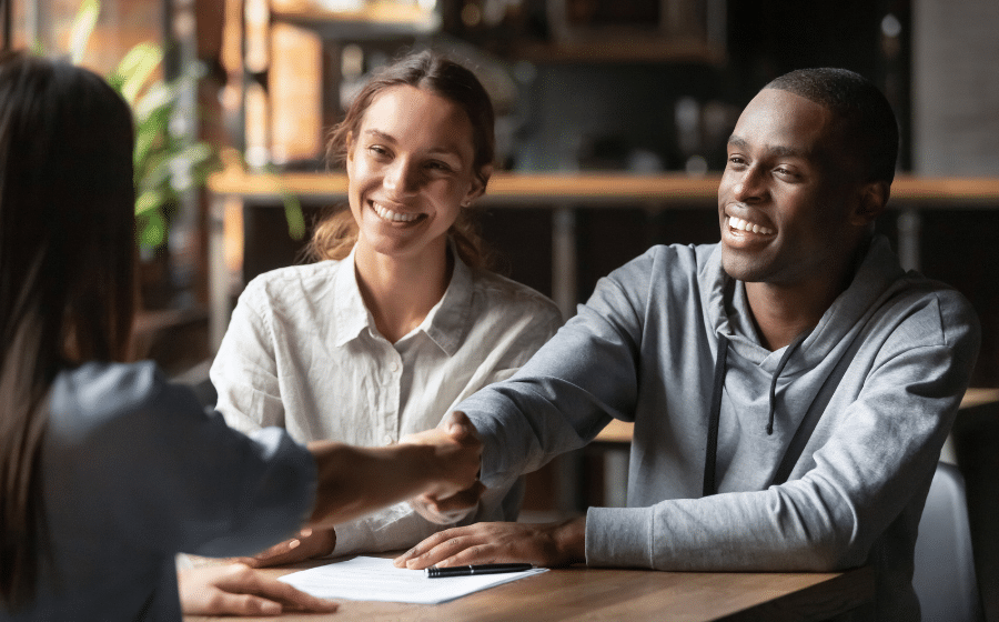 Buying a Franchise: How to Choose the Right Franchise