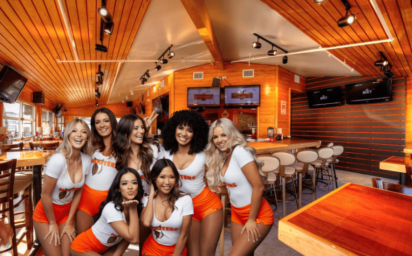 Hooters franchise girls