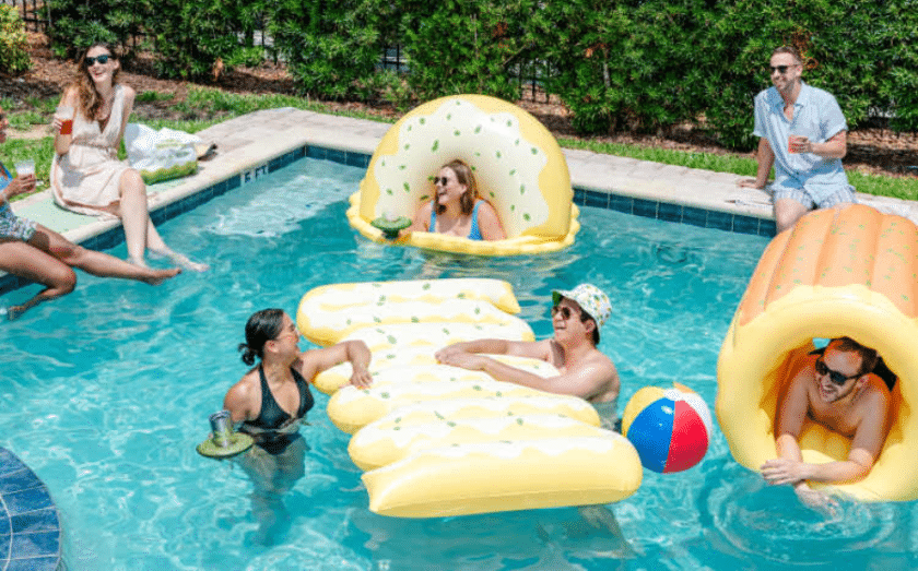 Olver Garden franchise pool floats OPTION 1