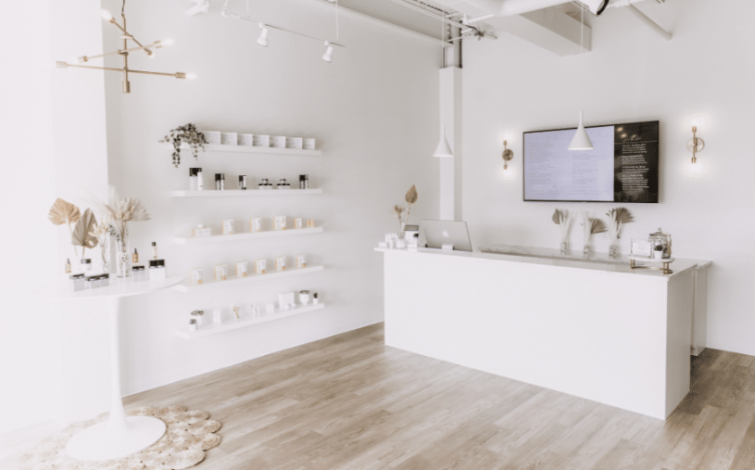 Interior of FACE FOUNDRIÉ franchise OPTION 2