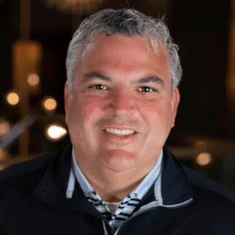 Michael Meche, MOOYAH Burgers, Fries & Shakes - HireWire - Franchise News BODY