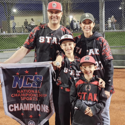 Movita franchisees Mario and Saray Navar with their sons OPTION 1