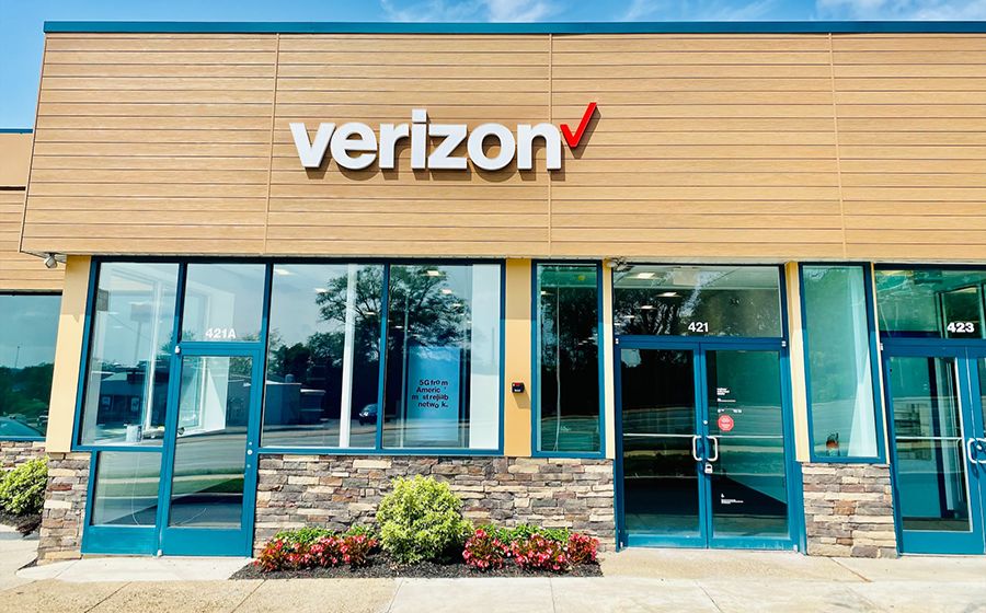 Wireless Zone franchise exterior