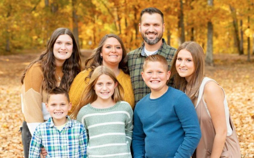 Replay Sports Cards franchise owner Jason Buckel and his family