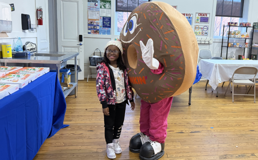 Fast-Food Franchisors Give Back for the Holidays - Dunkin’