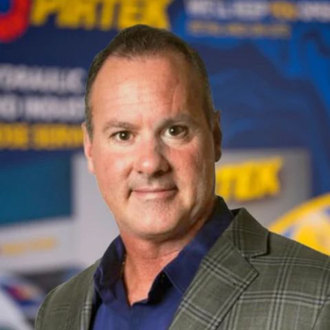 Todd Ellis, PIRTEK USA - Franchise News - HireWire BODY