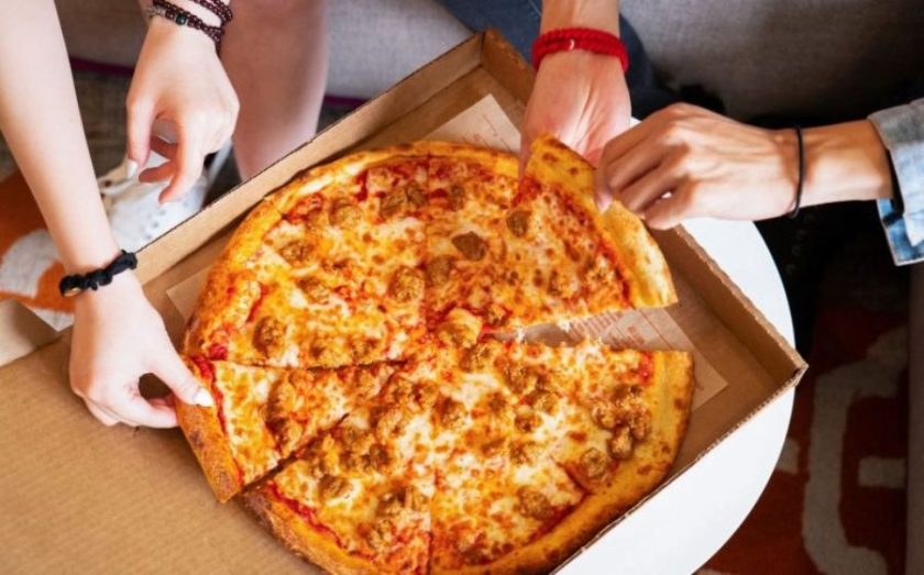 CFP National Championship 2026: Best Restaurant Deals - Blaze Pizza