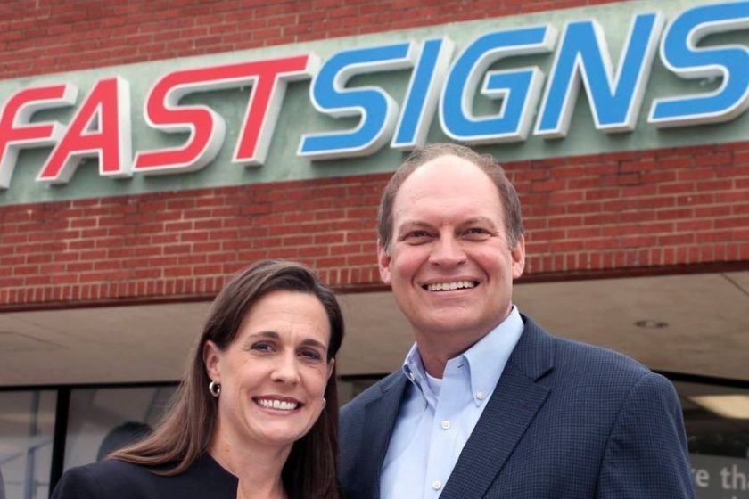FASTSIGNS franchisee Mark Glenn and wife Shawn
