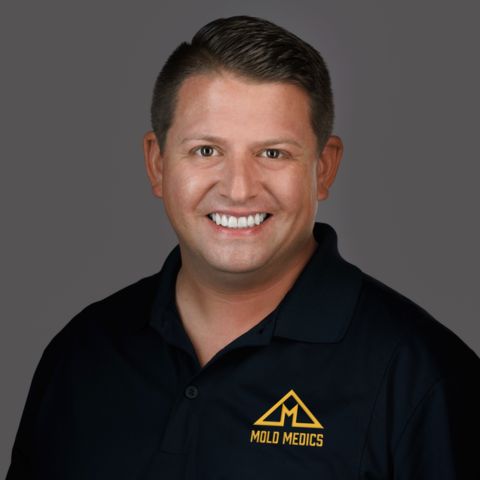 Bryan McMurray, brand leader of Mold Medics franchise