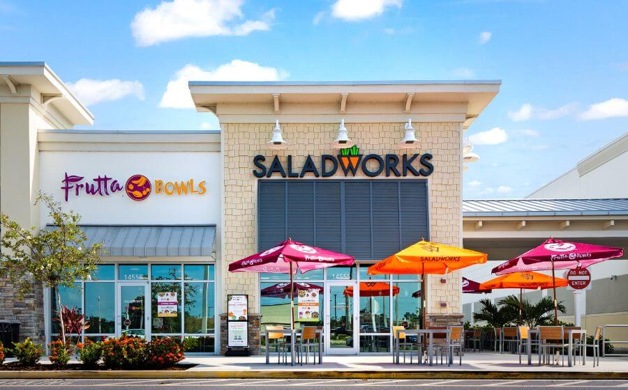 Exterior of Frutta Bowls and Saladworks franchise locaiton